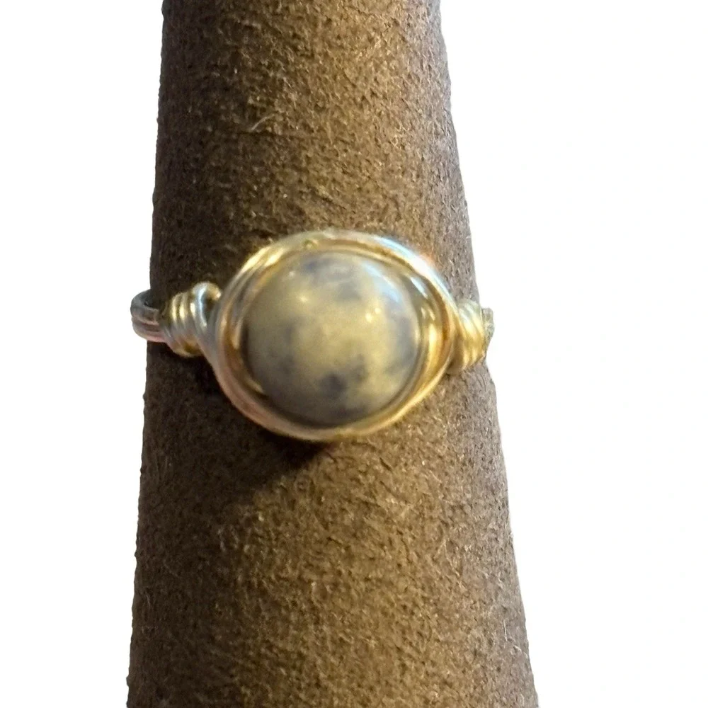 Sodalite Stone Ring Handtied Wire Wrap Gemstone Silver Tone Size 5.75 Blue White